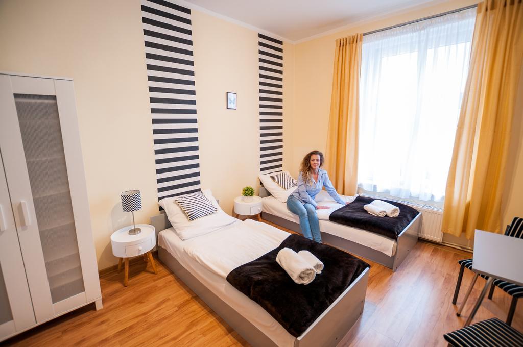 اينوفروسواف Lew Hostel المظهر الخارجي الصورة