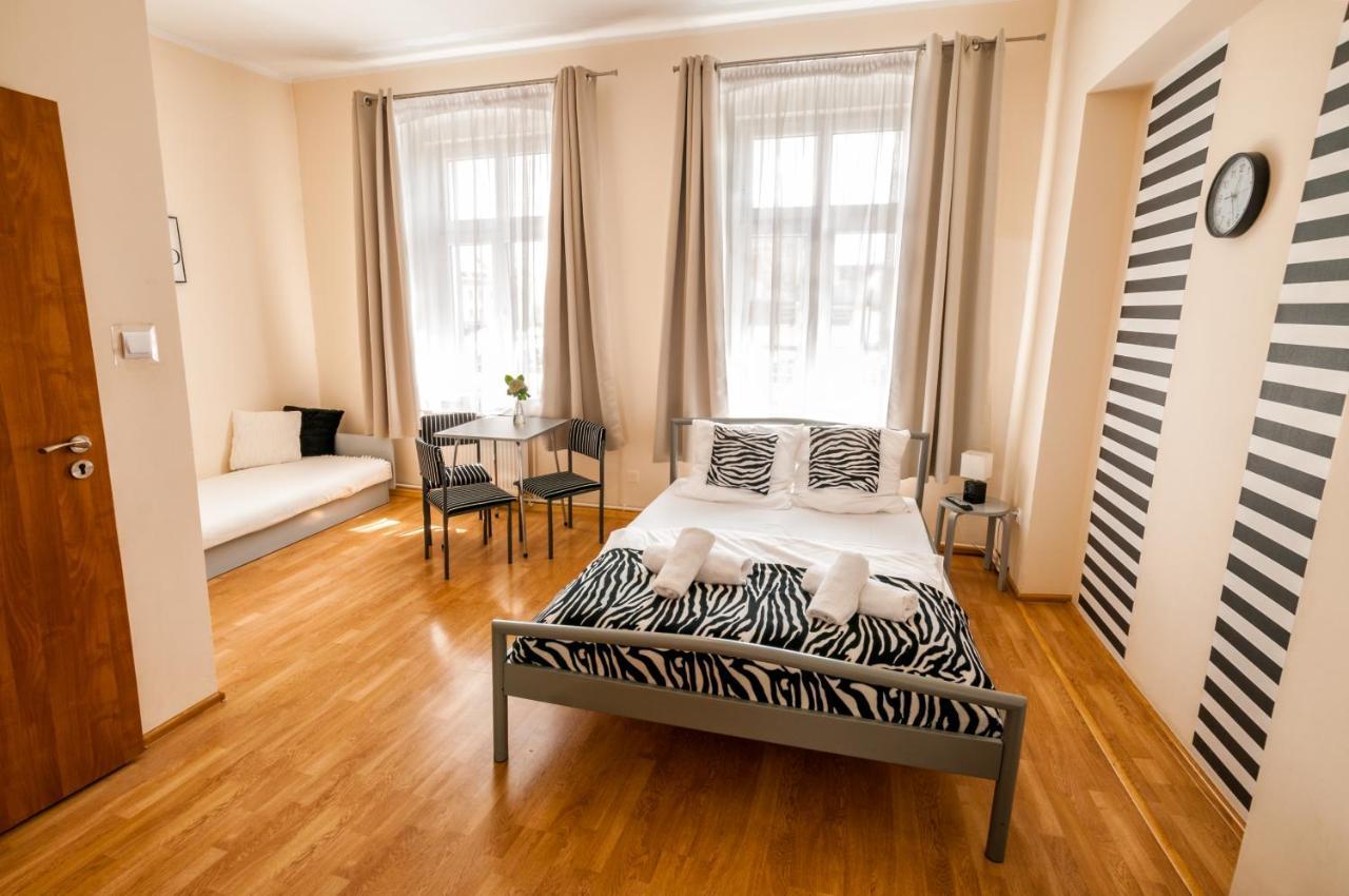 اينوفروسواف Lew Hostel المظهر الخارجي الصورة